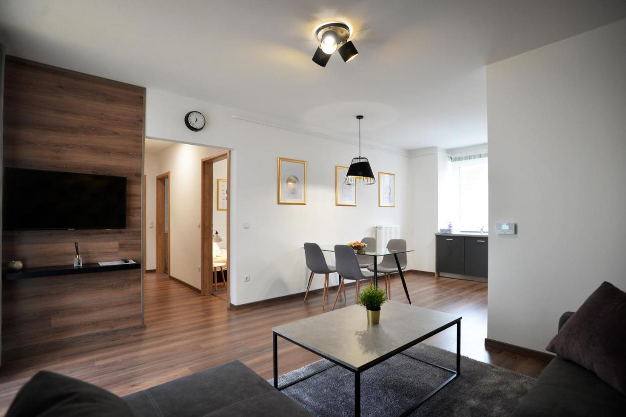 One Luxury Suites Eger Exteriér fotografie