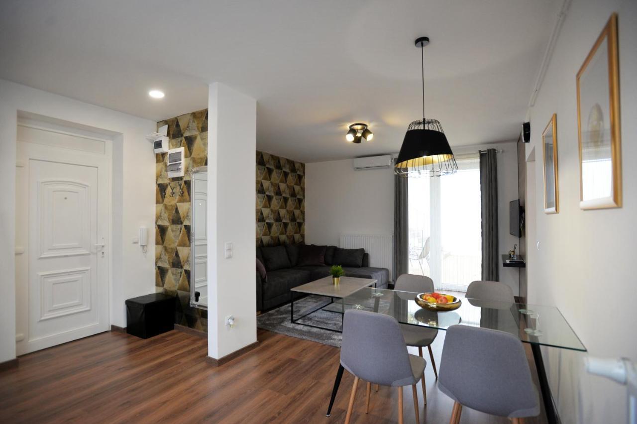 One Luxury Suites Eger Exteriér fotografie