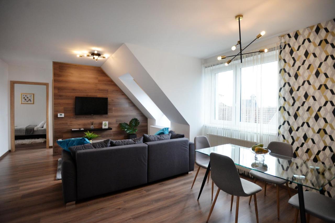 One Luxury Suites Eger Exteriér fotografie