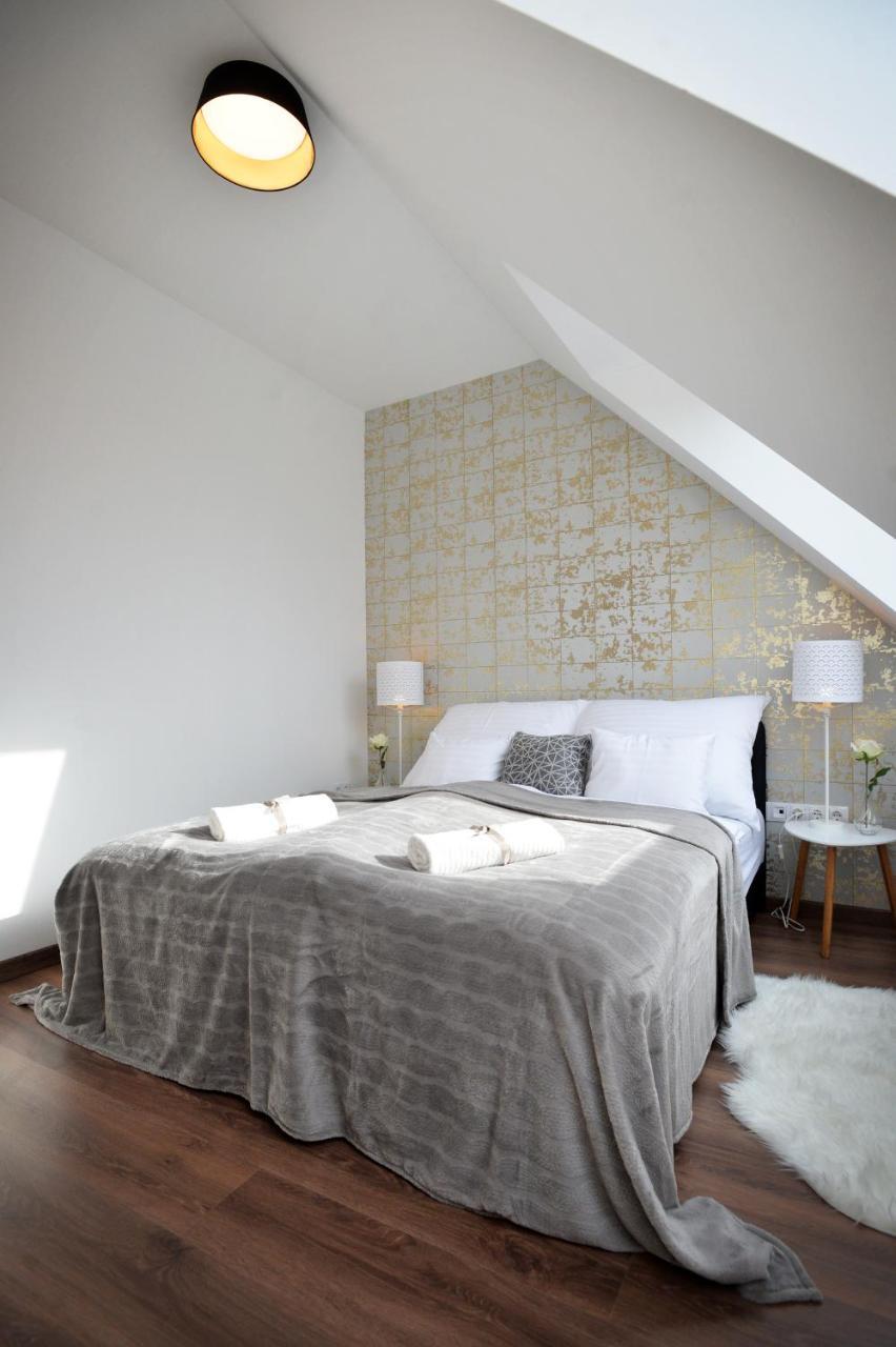 One Luxury Suites Eger Exteriér fotografie