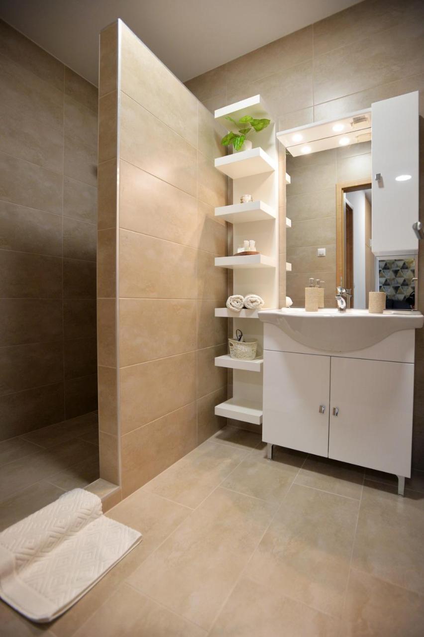 One Luxury Suites Eger Exteriér fotografie