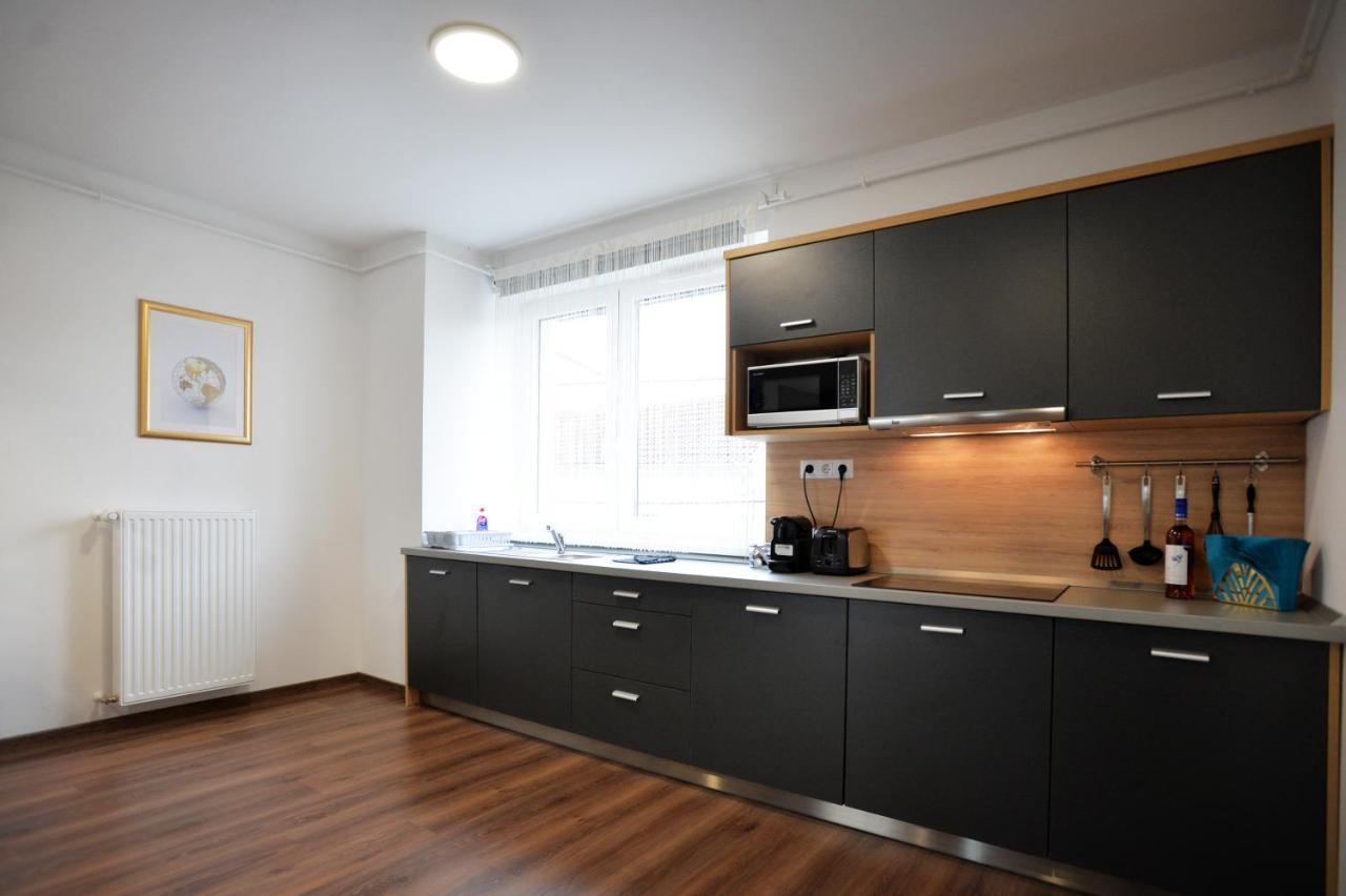 One Luxury Suites Eger Exteriér fotografie
